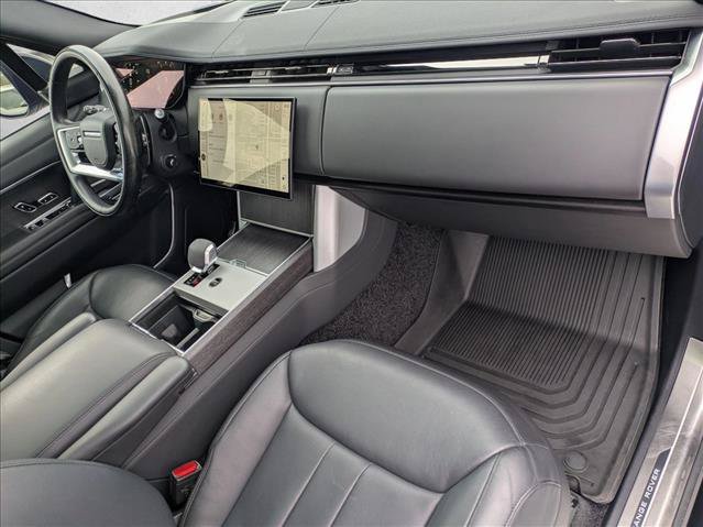 Certified 2025 Land Rover Range Rover SE AWD/4WD image 24