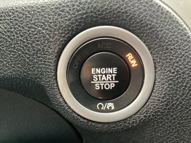 Used 2019 Chrysler 300 Touring w/ Sport Appearance Package image 20