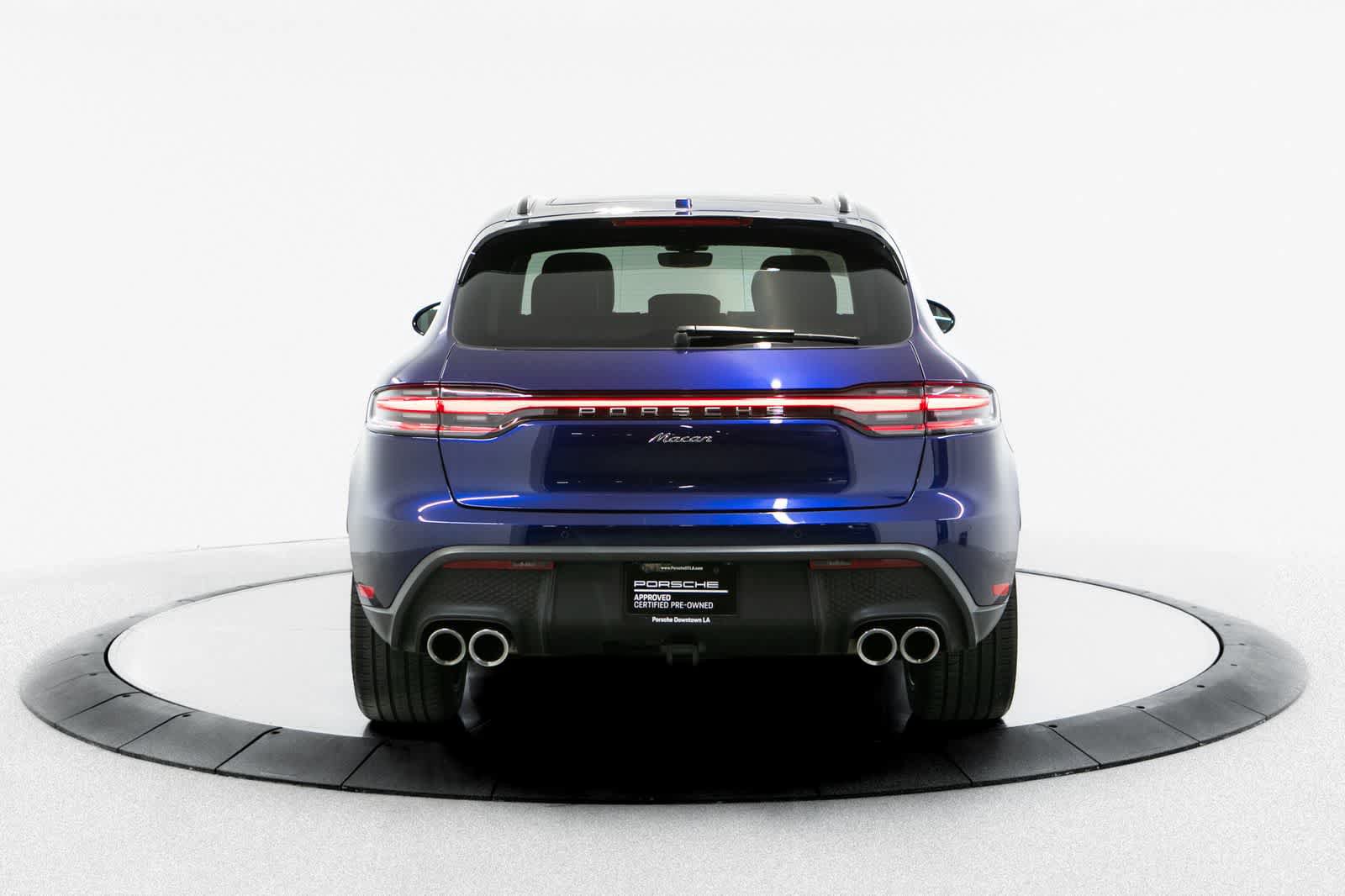 Certified 2024 Porsche Macan AWD/4WD image 6