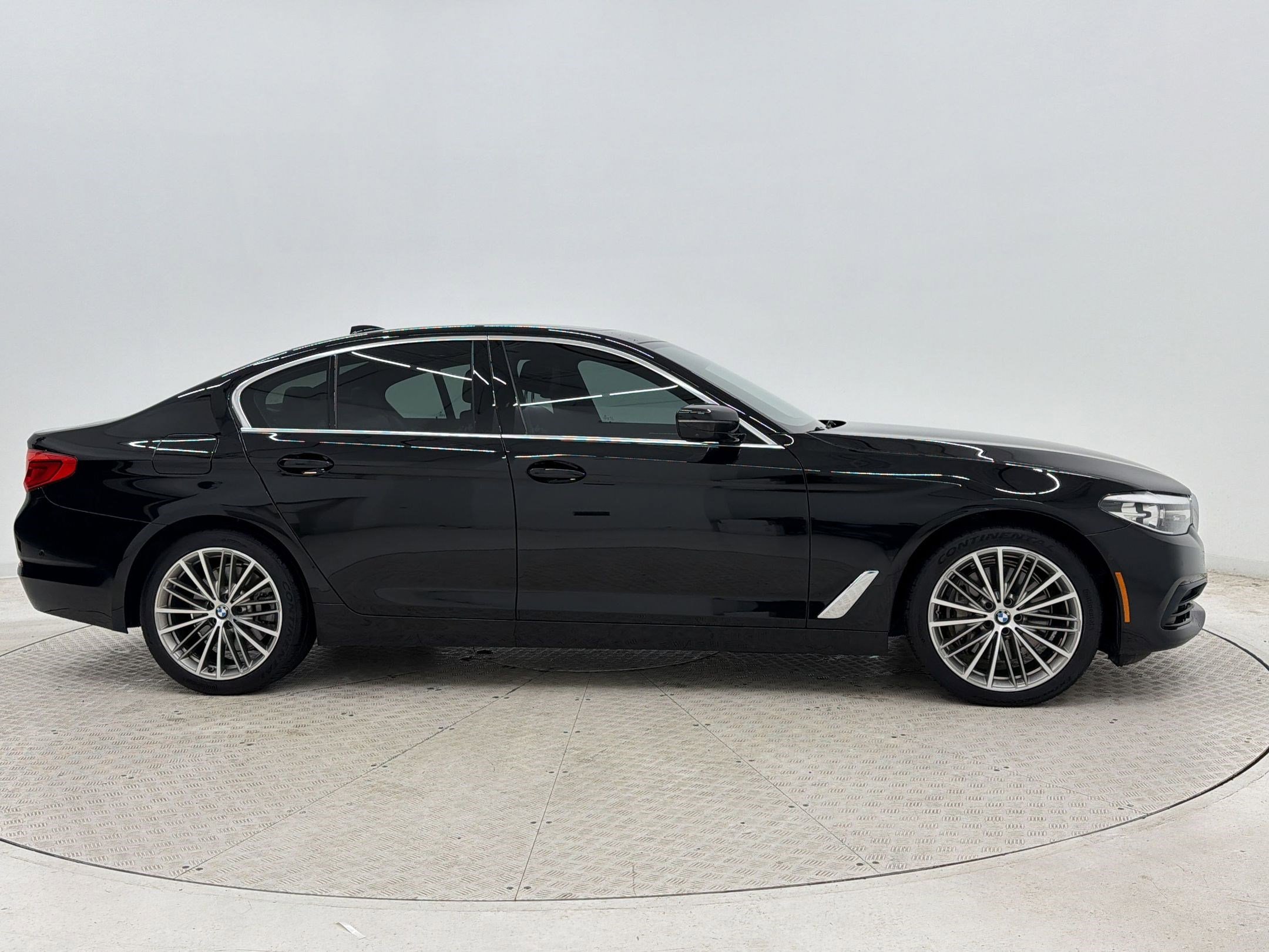 Used 2020 BMW 540i xDrive w/ Premium Package AWD/4WD image 8