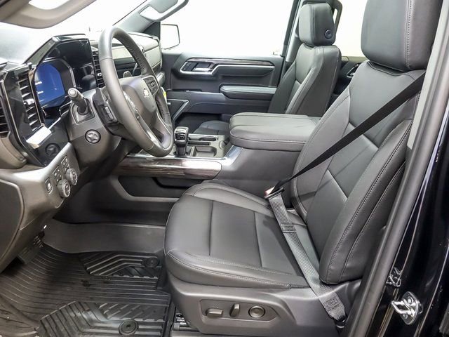 New 2026 Chevrolet Silverado 1500 LTZ w/ LTZ Premium Package image 13