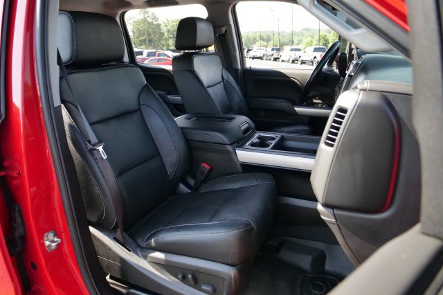 Used 2019 Chevrolet Silverado 2500 LTZ w/ Duramax Plus Package AWD/4WD image 37