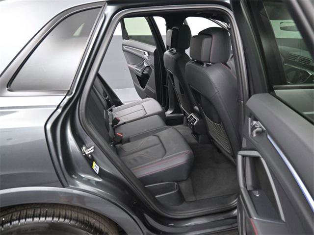 Certified 2025 Audi Q3 2.0T Premium Plus image 33