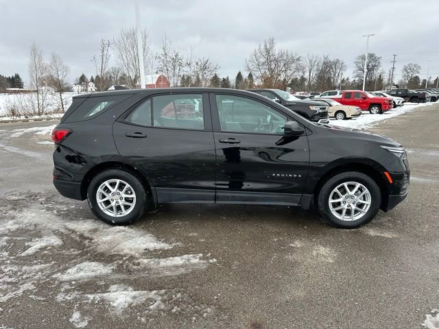 Certified 2024 Chevrolet Equinox LS w/ Driver Confidence II Package image 19