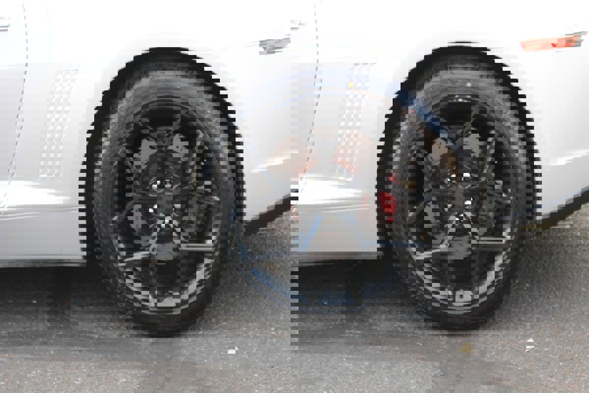 Used 2015 Chevrolet Camaro SS w/ RS Package image 40