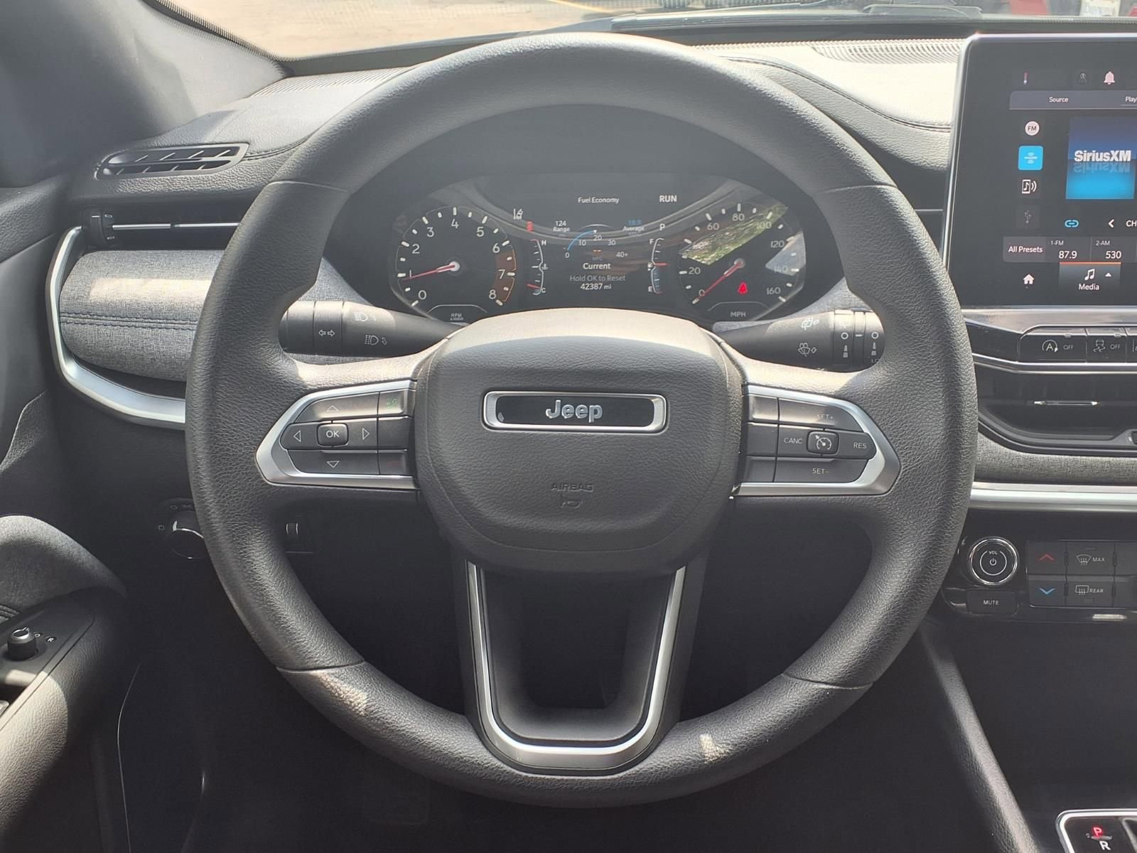 Used 2024 Jeep Compass Sport image 12