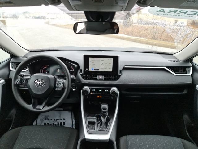 Used 2024 Toyota RAV4 XLE image 33