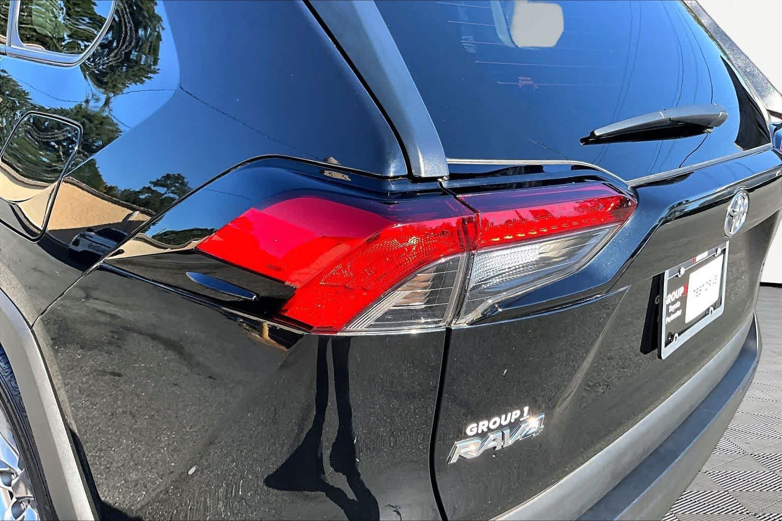 Used 2024 Toyota RAV4 XLE FWD image 29