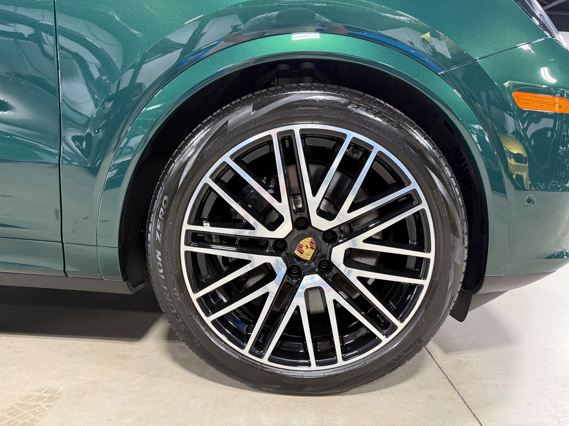 Used 2024 Porsche Cayenne S image 16