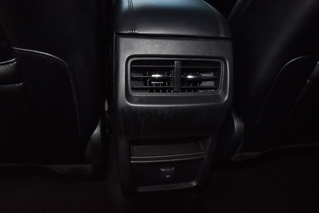 Used 2020 Ford Edge SEL FWD image 18