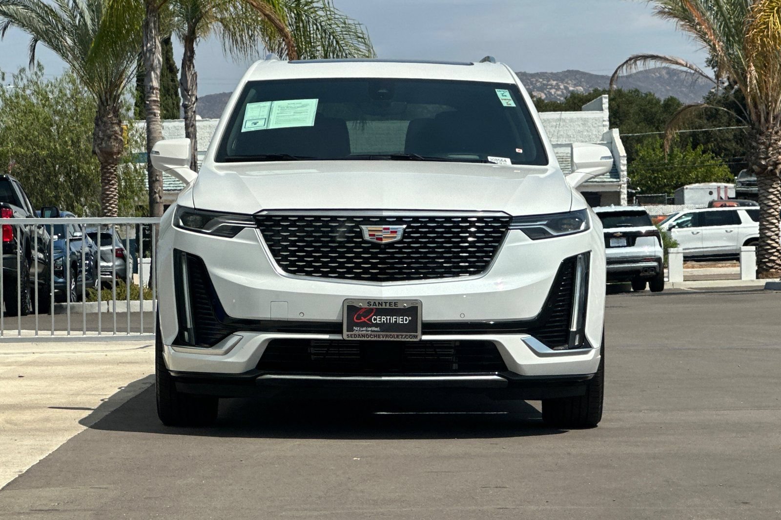 Used 2024 Cadillac XT6 Premium Luxury w/ Technology Package FWD image 9