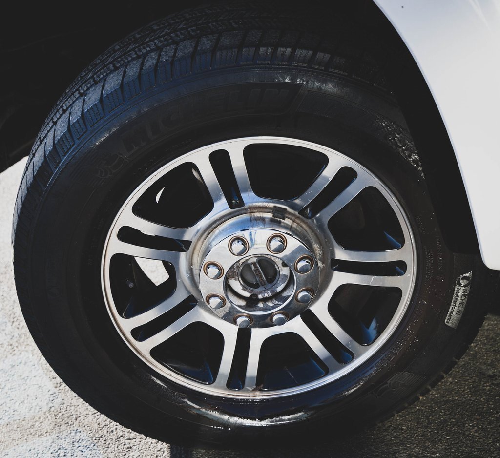 Used 2015 Ford F250 Platinum w/ FX4 Off-Road Package image 20