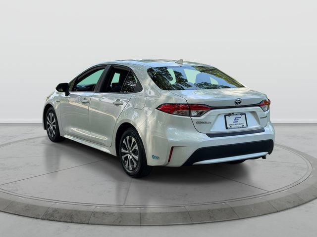 Used 2021 Toyota Corolla LE FWD image 4