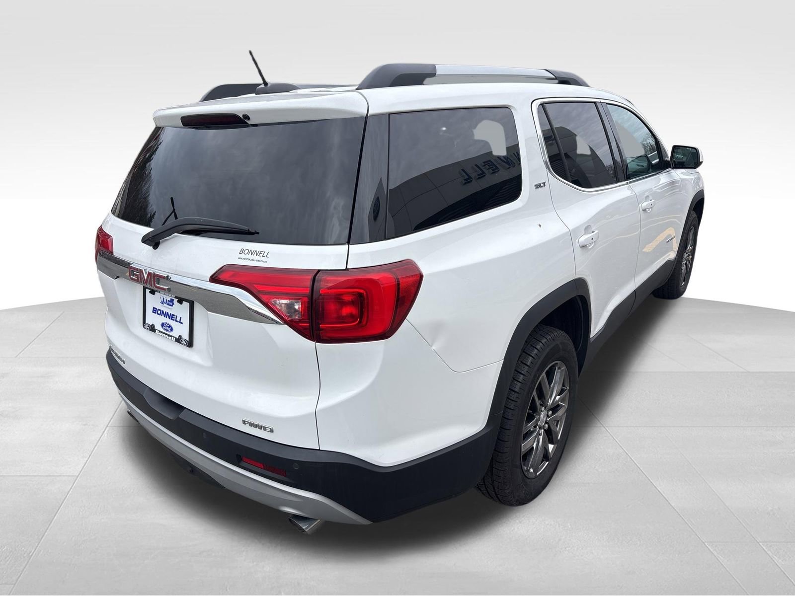 Used 2017 GMC Acadia SLT image 6