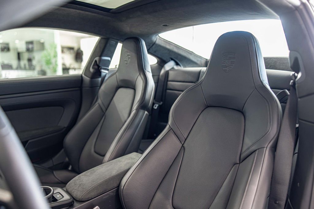 Used 2026 Porsche 911 Carrera 4 GTS w/ Premium Package image 16