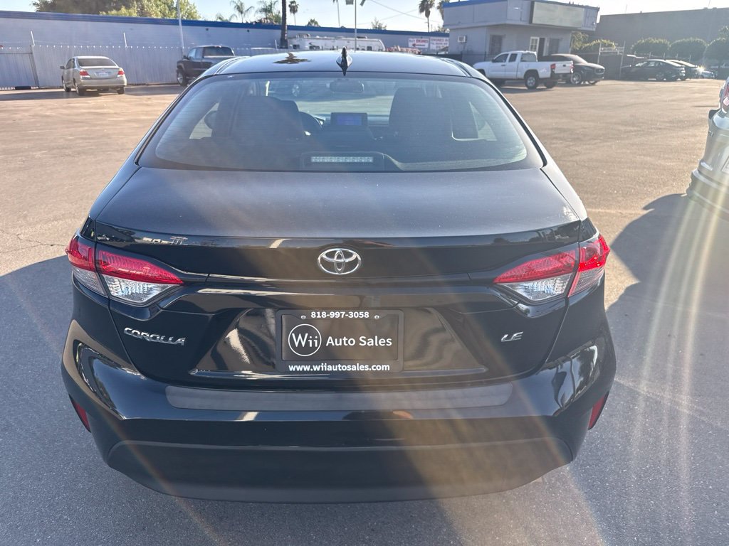 Used 2024 Toyota Corolla LE FWD image 7