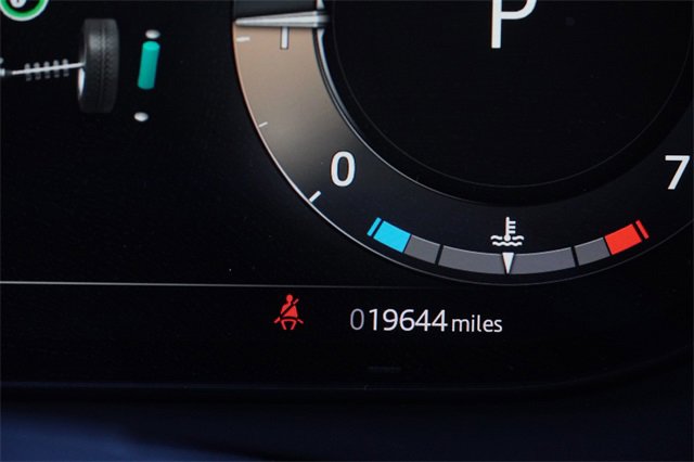 Used 2023 Land Rover Range Rover SE image 33