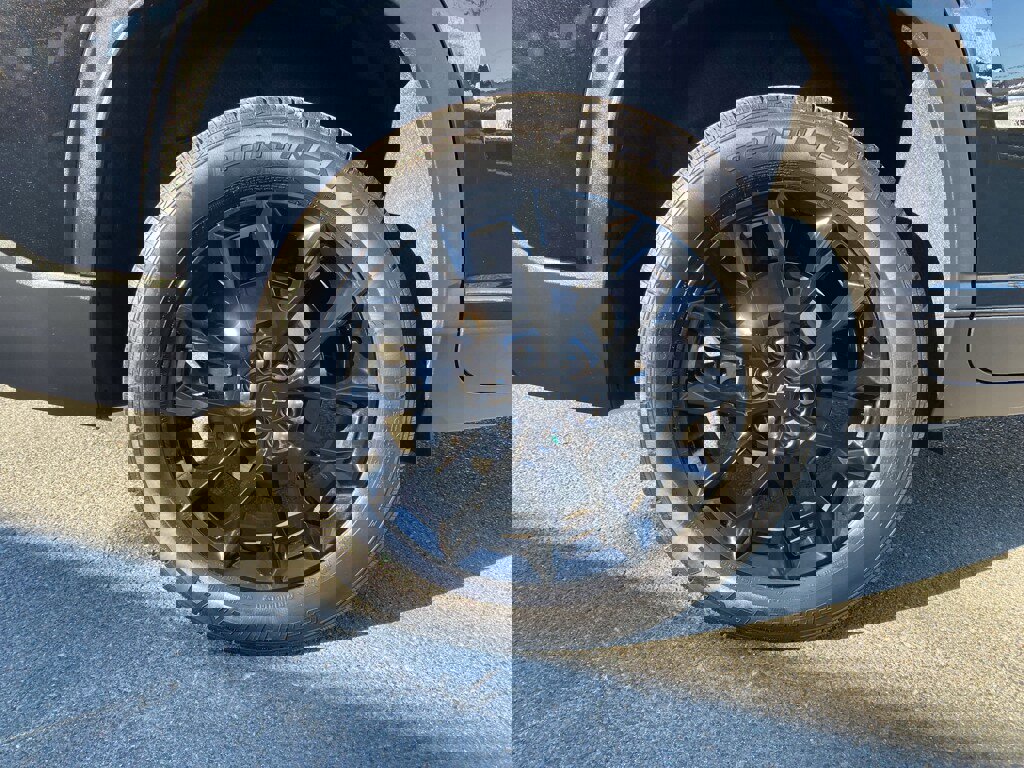 New 2026 Chevrolet Traverse LT w/ Midnight/Sport Edition image 6