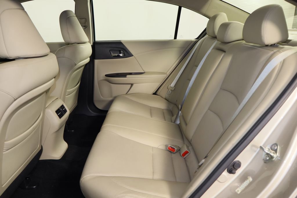 Used 2014 Honda Accord EX-L image 16