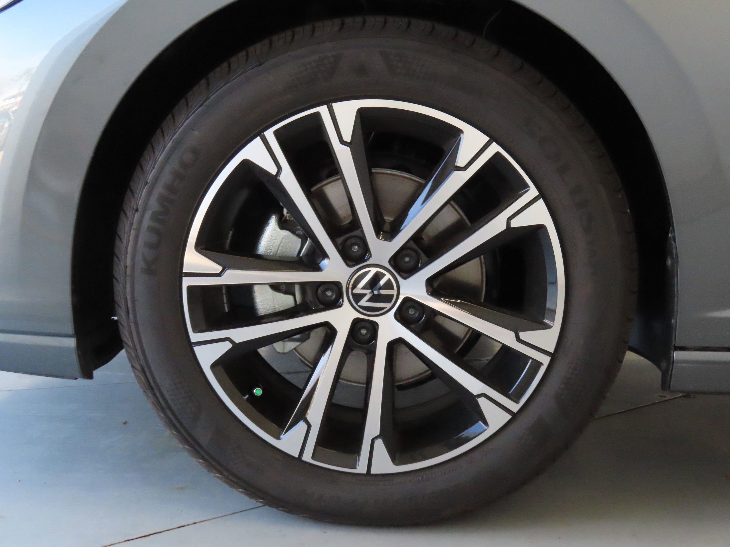 New 2026 Volkswagen Jetta Sport FWD image 25