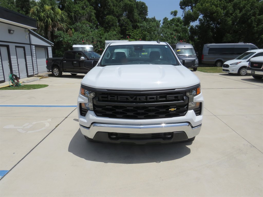 Used 2025 Chevrolet Silverado 1500 W/T RWD image 2