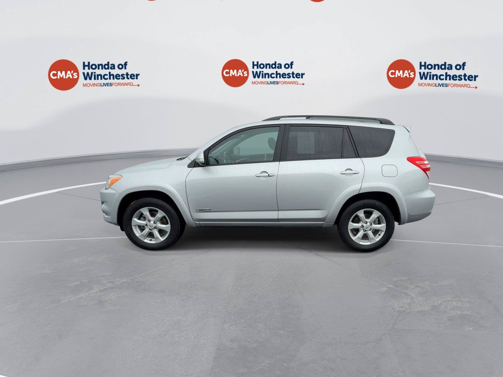 Used 2011 Toyota RAV4 Limited AWD/4WD image 5