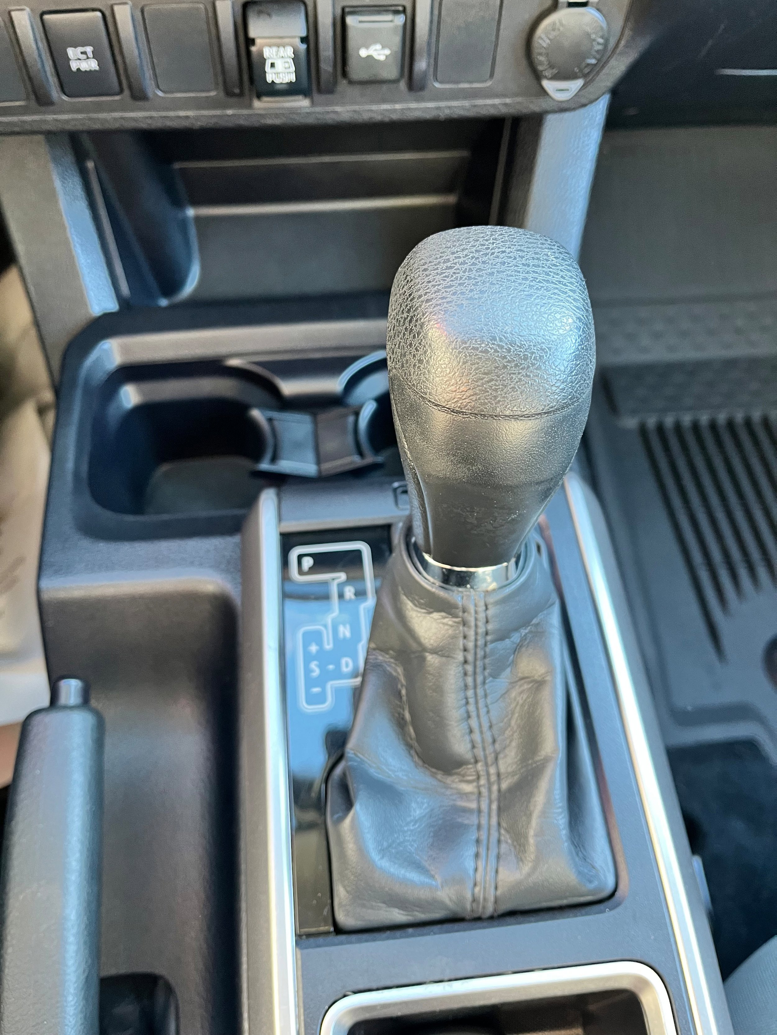 Certified 2023 Toyota Tacoma SR5 w/ Black Out Package (TMS) AWD/4WD image 9