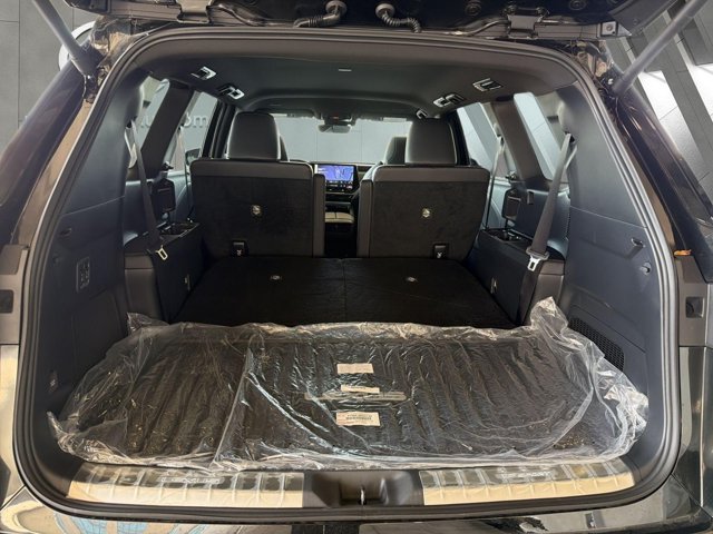 Certified 2026 Lexus TX 500h AWD w/ Technology Package image 23