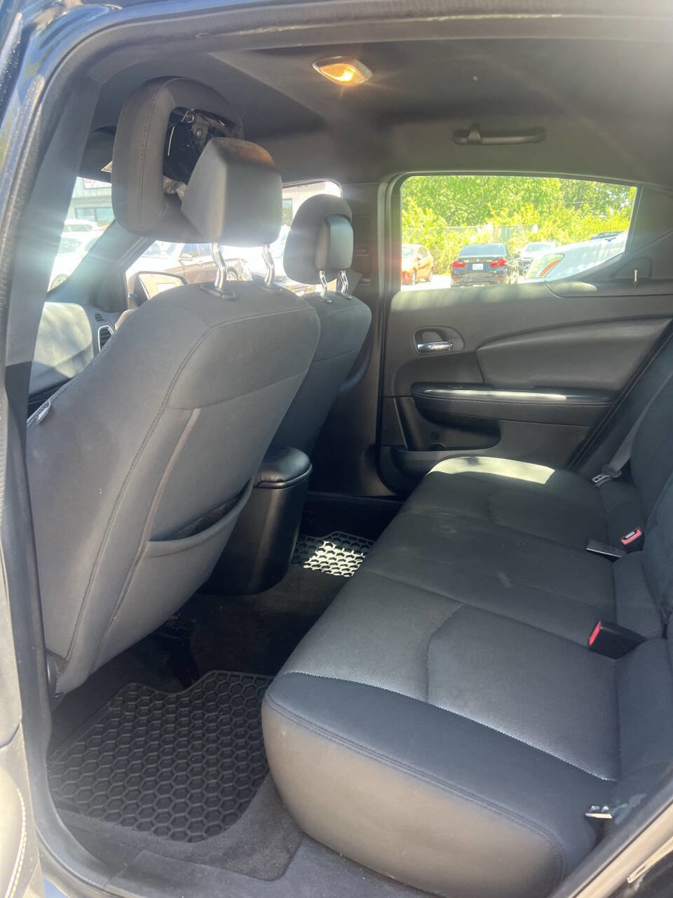 Used 2013 Dodge Avenger SE FWD image 16