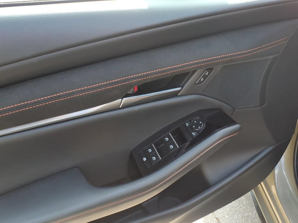 Used 2025 MAZDA MAZDA3 s AWD/4WD image 11