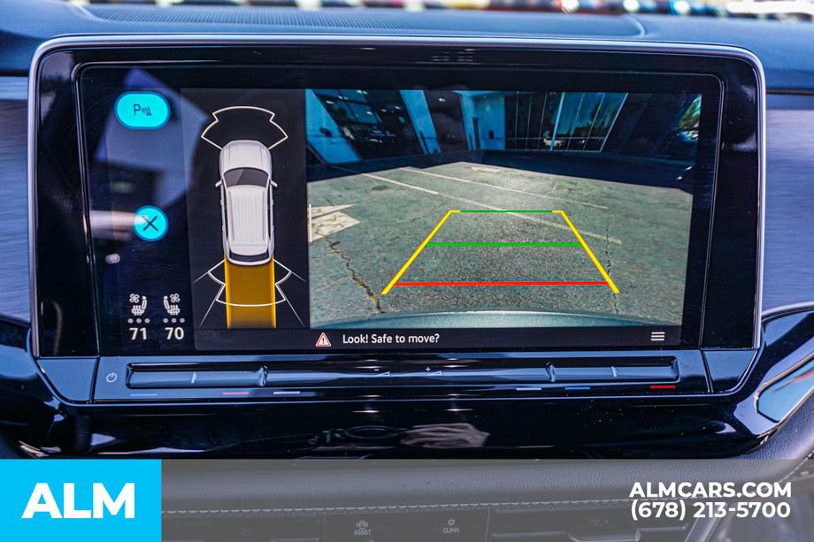 Used 2024 Volkswagen Atlas Cross Sport SE image 35