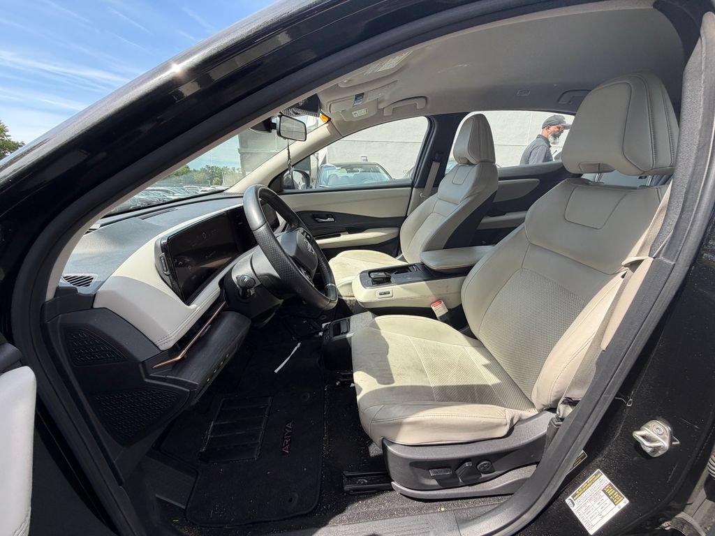 Certified 2023 Nissan Ariya FWD image 4