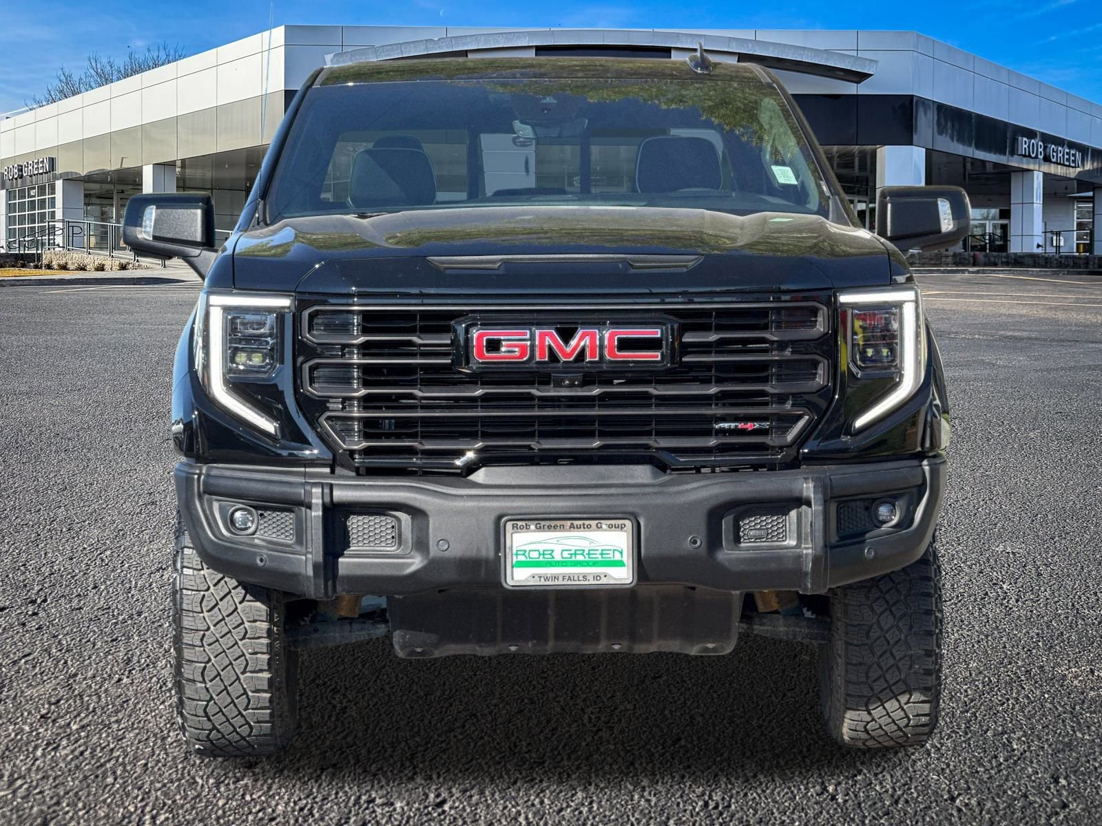 Used 2024 GMC Sierra 1500 AT4X image 9