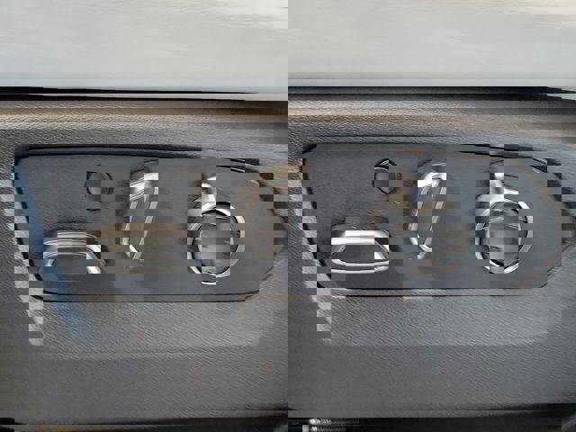 Certified 2026 Cadillac Escalade Platinum Sport w/ LPO, ONYX Package AWD/4WD image 15