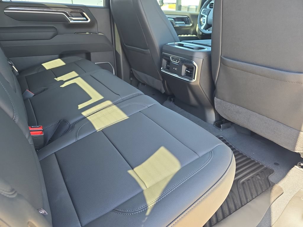 New 2026 Chevrolet Silverado 3500 LTZ w/ LTZ Premium Package AWD/4WD image 11