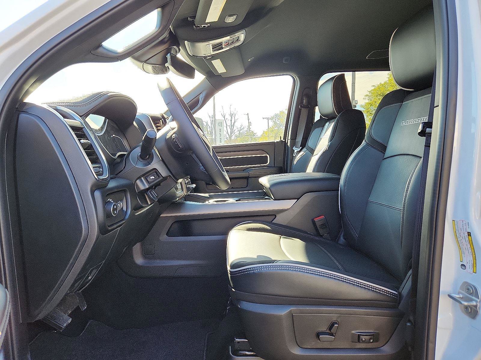 New 2026 RAM 2500 Laramie w/ Sport Appearance Package image 9