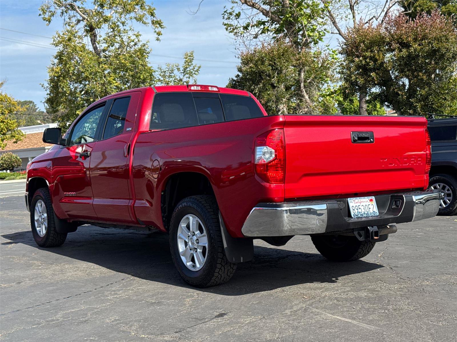 Used 2017 Toyota Tundra SR5 w/ SR5 Upgrade Package RWD image 12