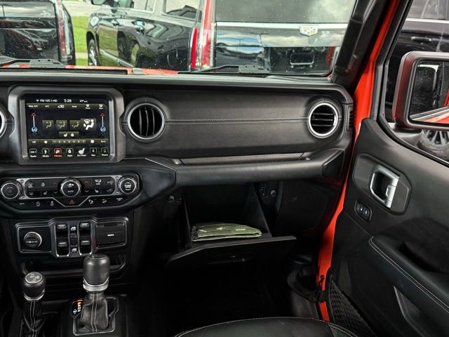 Used 2019 Jeep Wrangler Unlimited Sahara w/ Advanced Safety Group image 33