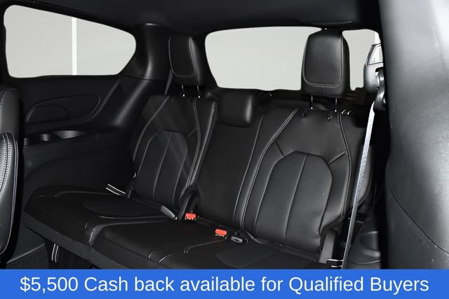 New 2026 Chrysler Pacifica Select w/ S Appearance Package FWD image 36