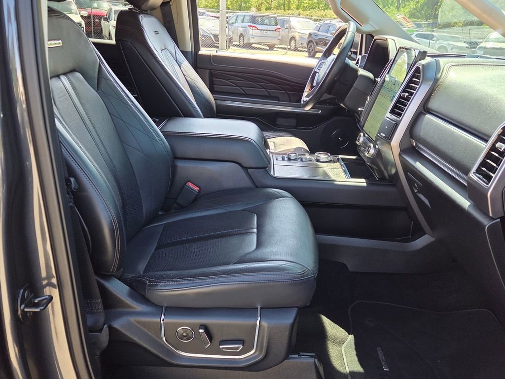 Used 2019 Ford Expedition Max Platinum image 14