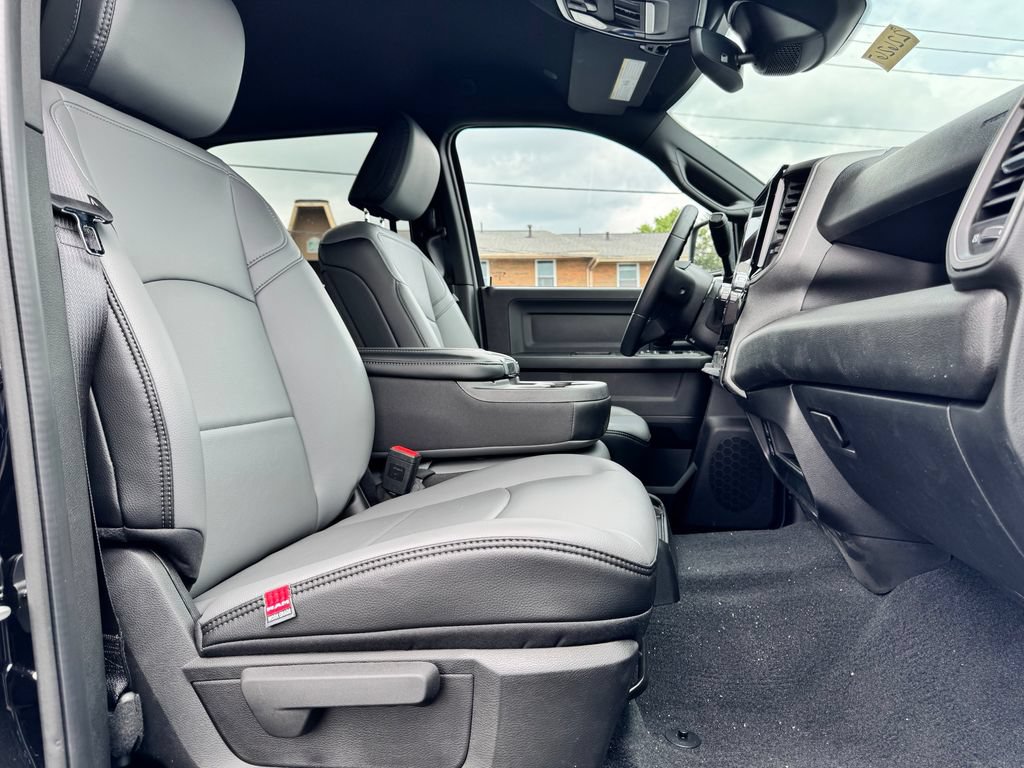 New 2026 RAM 2500 Tradesman AWD/4WD image 12