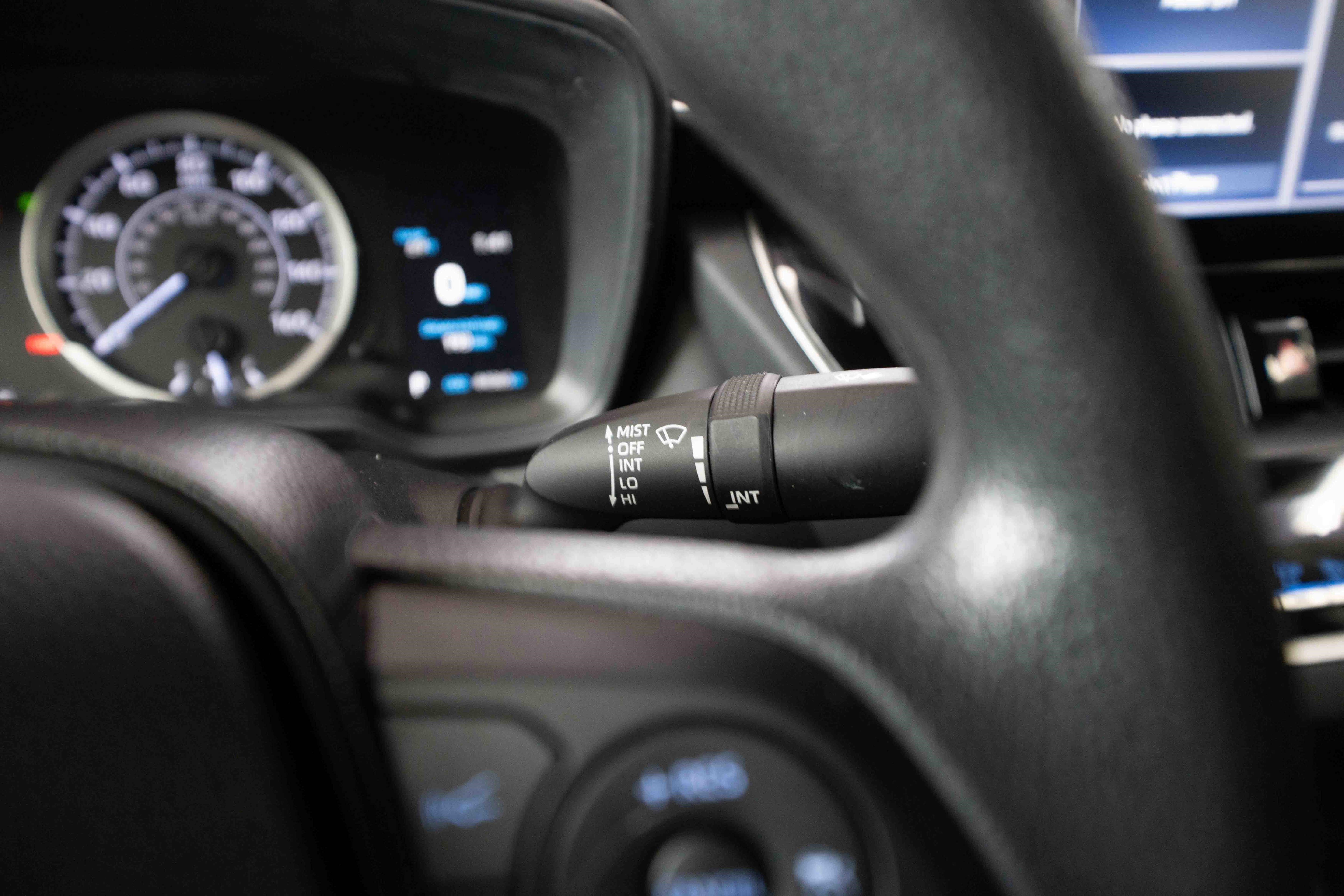 Used 2021 Toyota Corolla LE w/ Carpet Mat Package (TMS) image 14