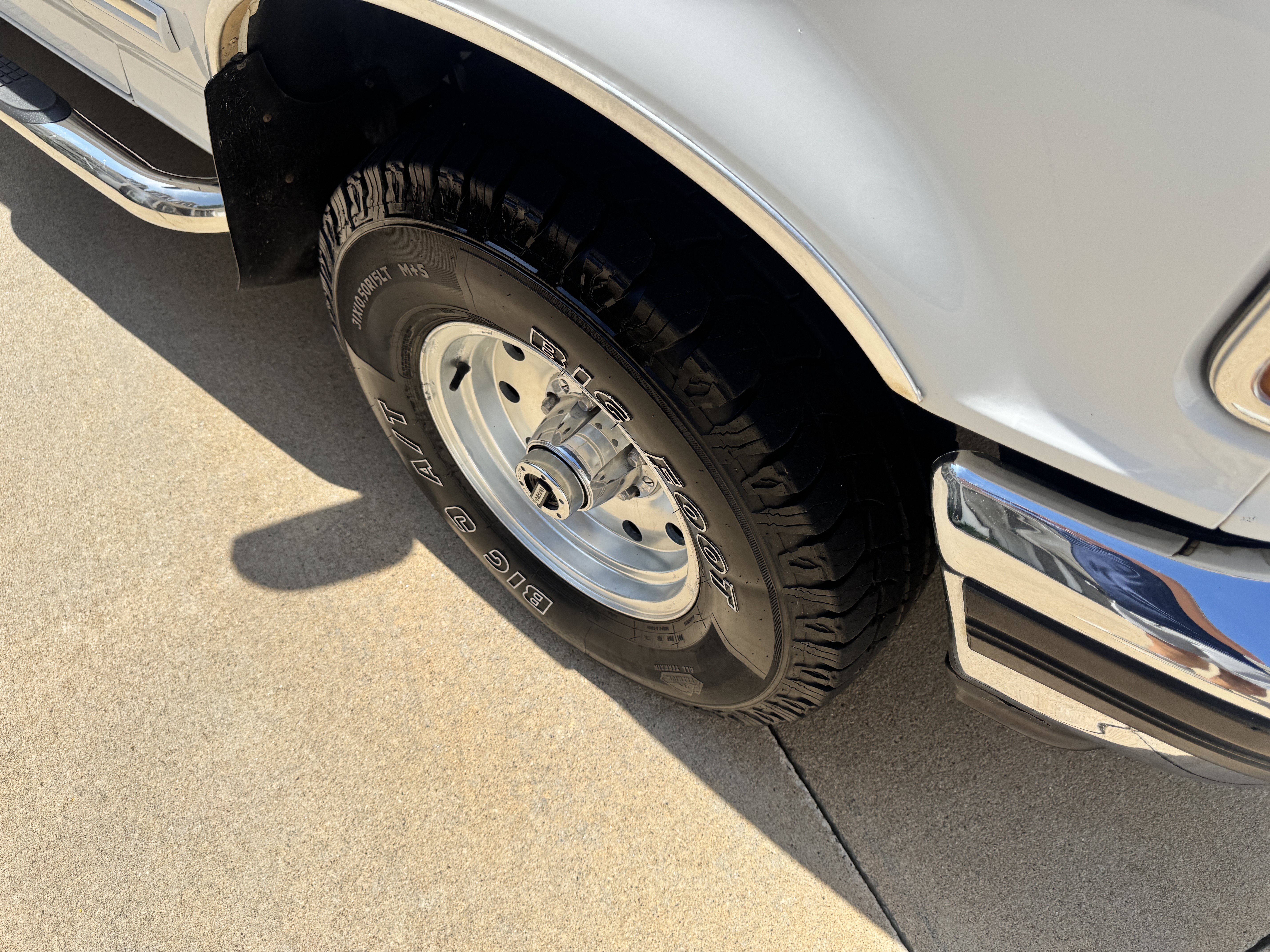 Used 1993 Ford Bronco XLT AWD/4WD image 33