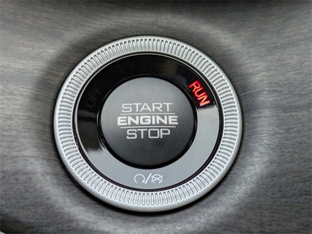 New 2025 Jeep Grand Cherokee Limited w/ Black Appearance Package image 28