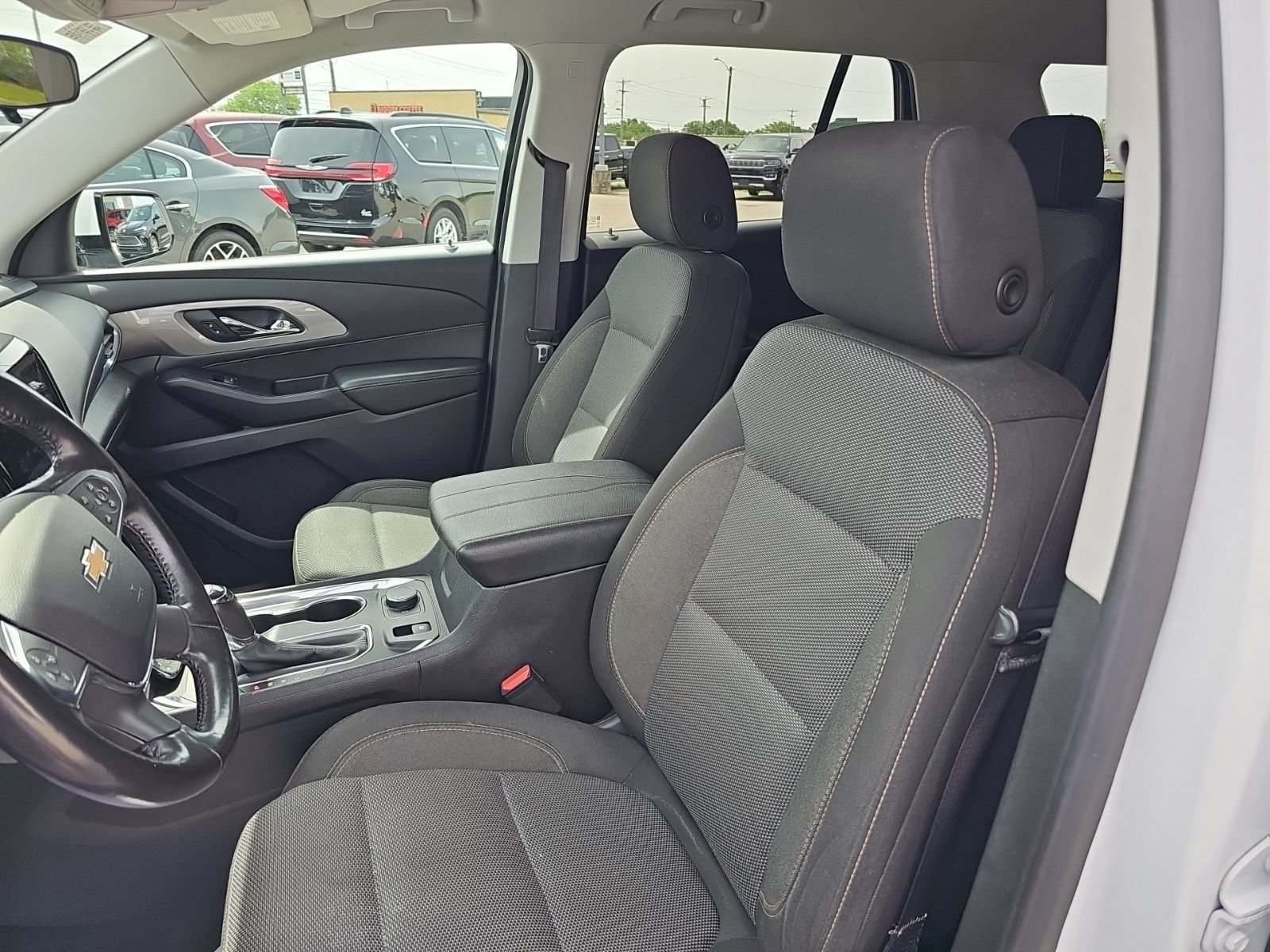 Used 2019 Chevrolet Traverse LT FWD image 10