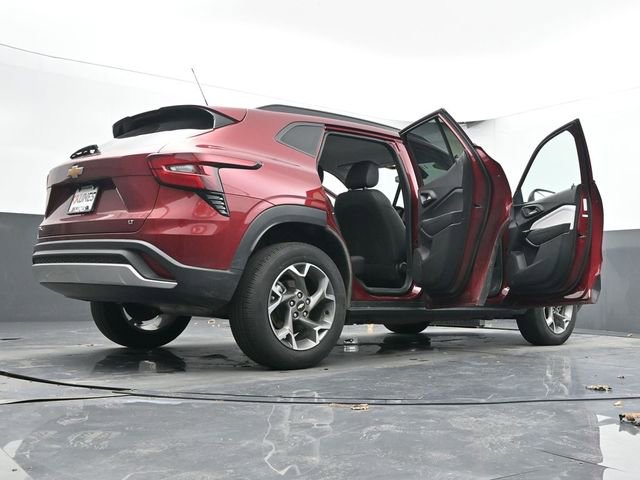 Used 2025 Chevrolet Trax LT image 73