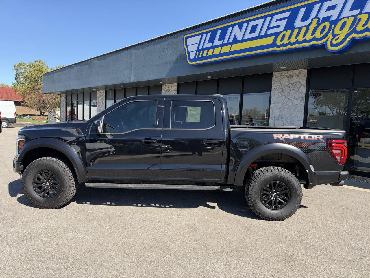 Used 2026 Ford F150 Raptor AWD/4WD image 4
