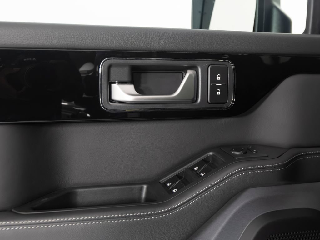 New 2025 INEOS Grenadier Fieldmaster Edition AWD/4WD image 11
