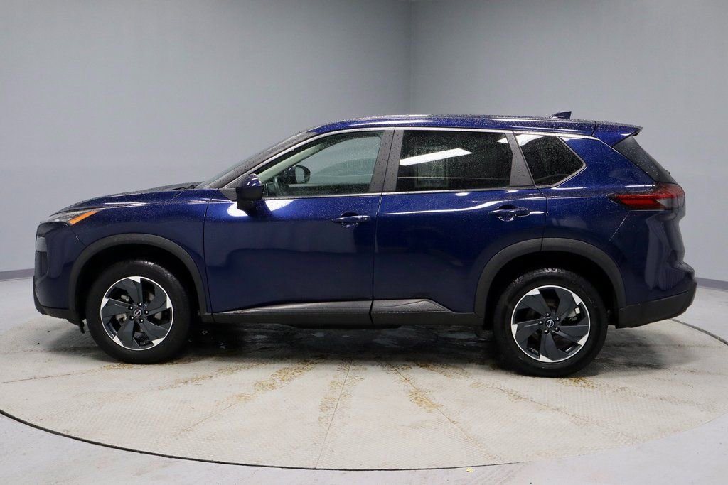 Certified 2024 Nissan Rogue SV image 8