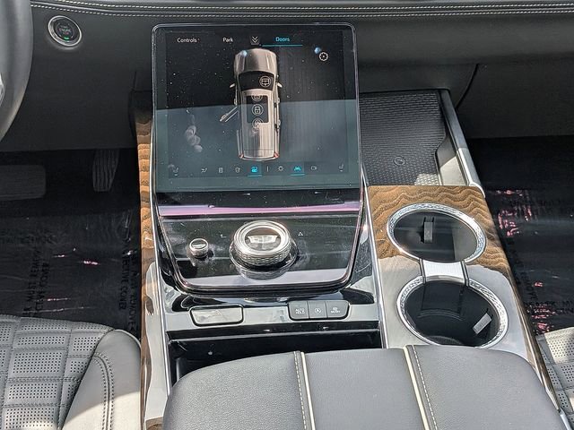 Certified 2025 Cadillac Escalade ESV Premium Luxury Platinum w/ LPO, Floor Liner Package image 19